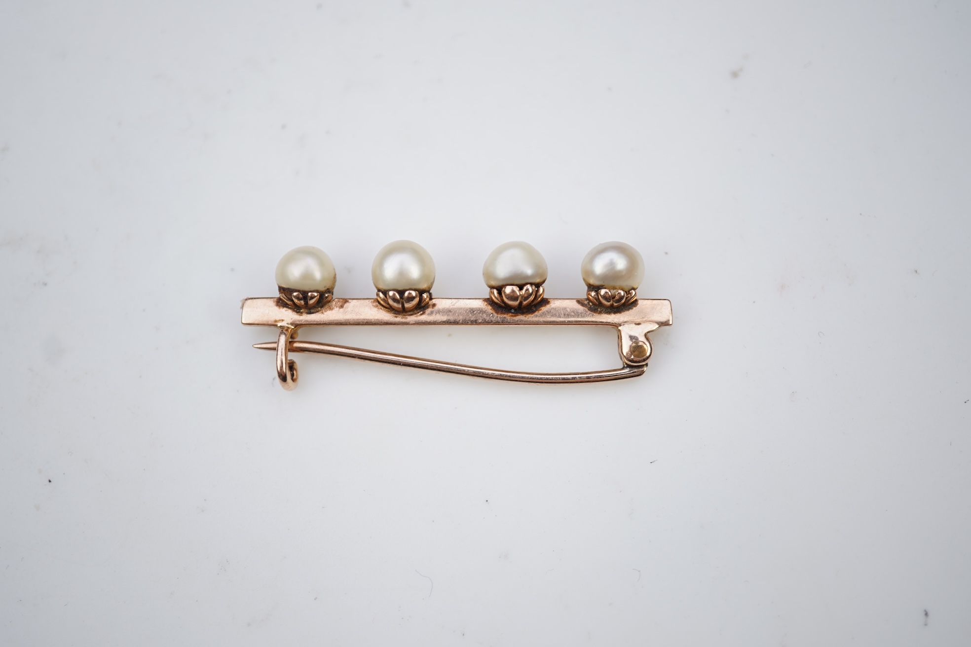 Two bar brooches, early 20th century